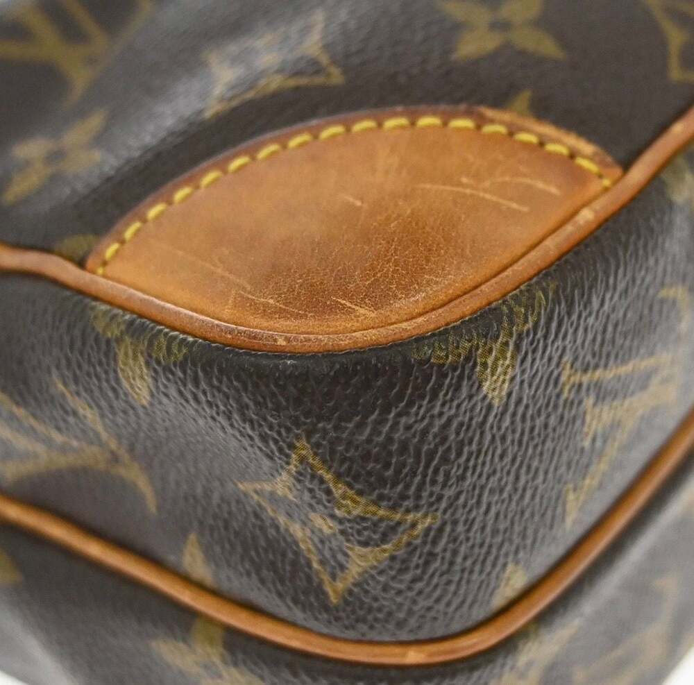 Louis Vuitton Monogram Amazone M45236 Crossbody Bag - Picture 5 of 16